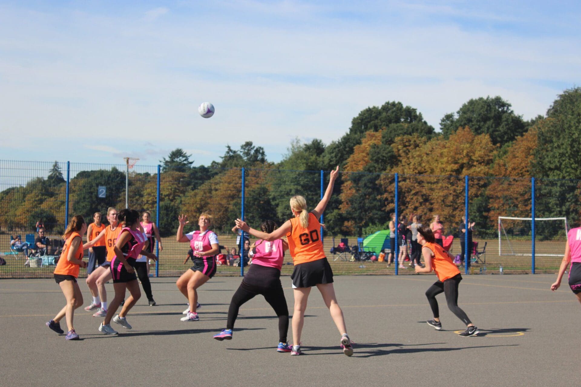 Image of two teams playing netball Image of two teams playing netball